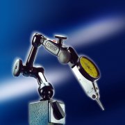 ���Ա���